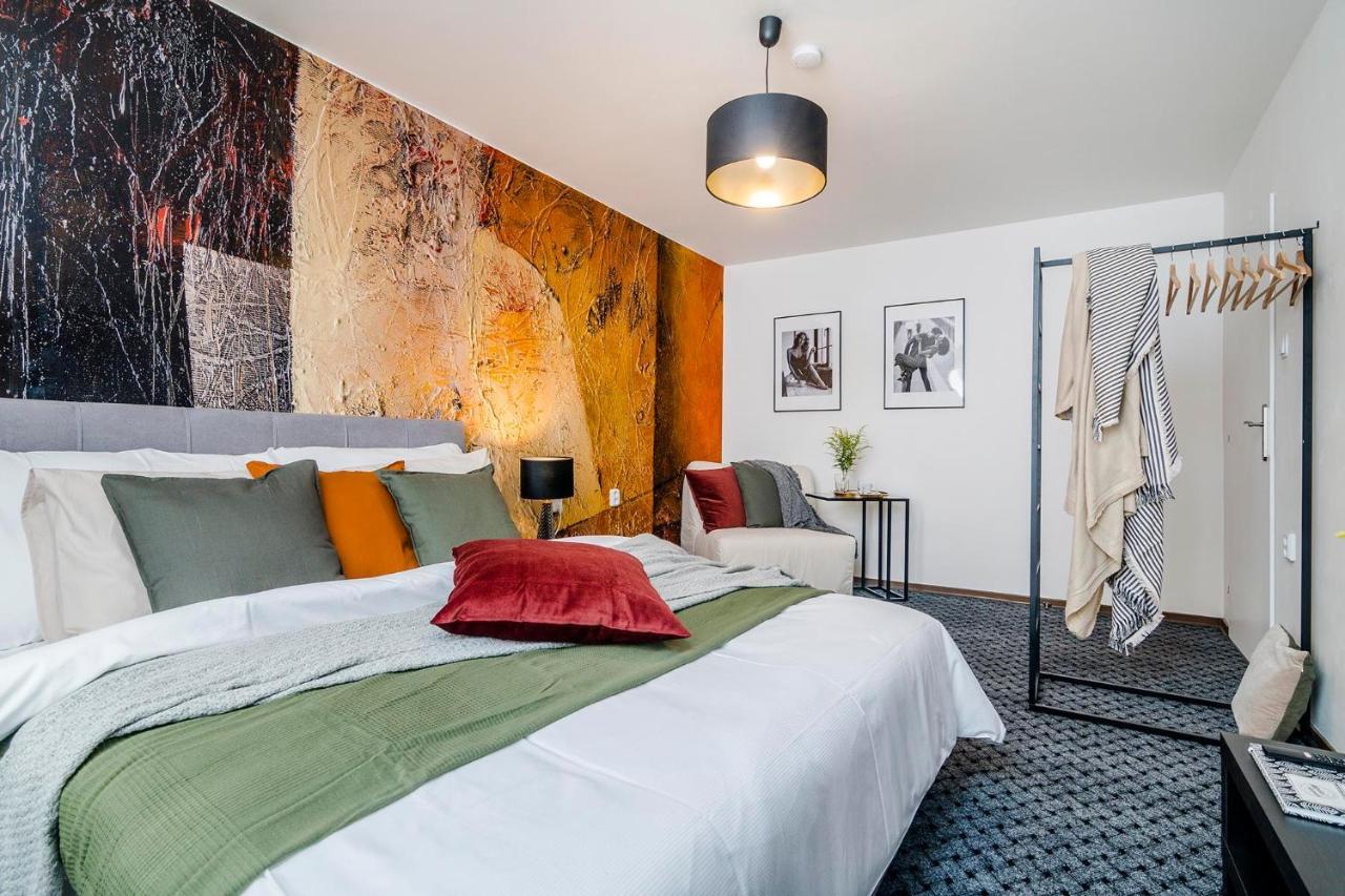 Romantic Apts By Michal&friends
